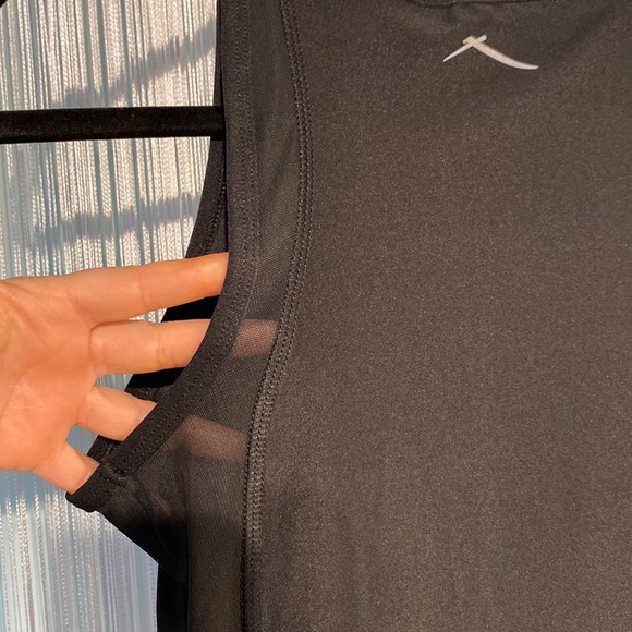X by Gottex Black Sheer Exercise Top NWT Size Small - Picture 15 of 17